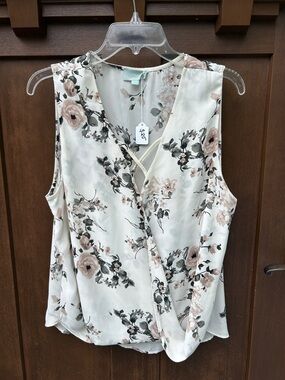 💣 VERONICA M BUNDLE 💣 — 5 for $10 |  Floral Top Size L